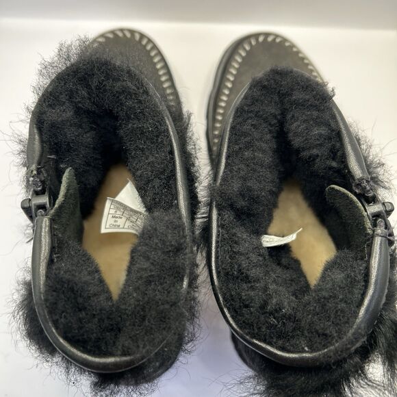 UGG Fluff Punk Black Platform Boots Sheepskin Lined Size 6 STORE MODEL Womens - Picture 11 of 16